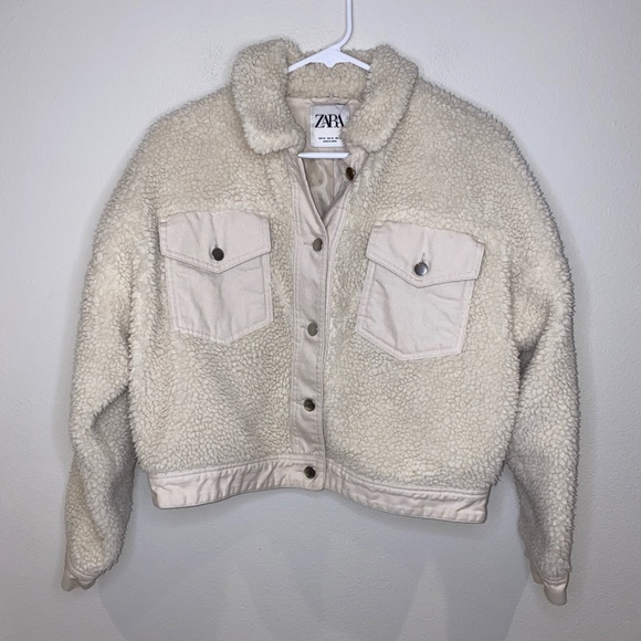 Zara Jackets & Blazers - Zara Sherpa‎ Jacket Size XS Cream Off White